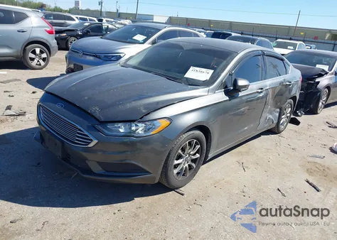 2017 Ford Fusion S z USA, uszkodzony, nr VIN 3FA6P0G71HR273698